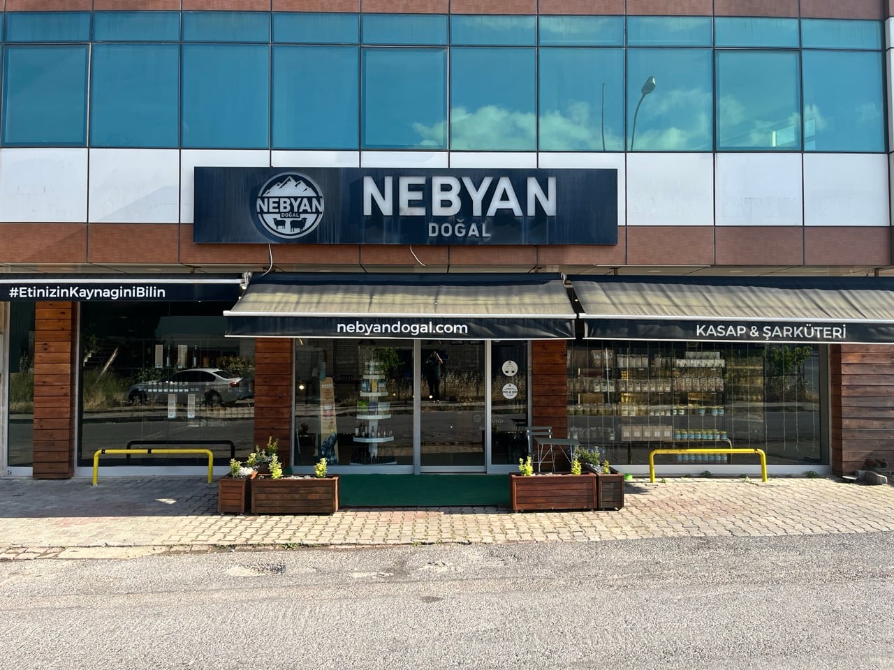 store image